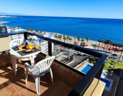 Aloha Playa – Apartment with wonderful sea views.